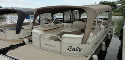 location de bateaux à moteur jusqu'à 12 places